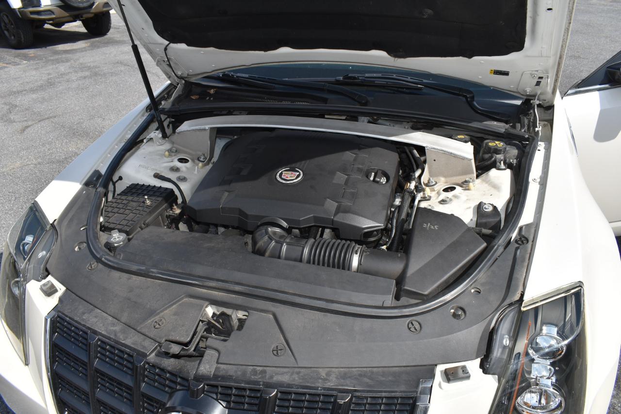 Cadillac CTS Base Coupe 2012