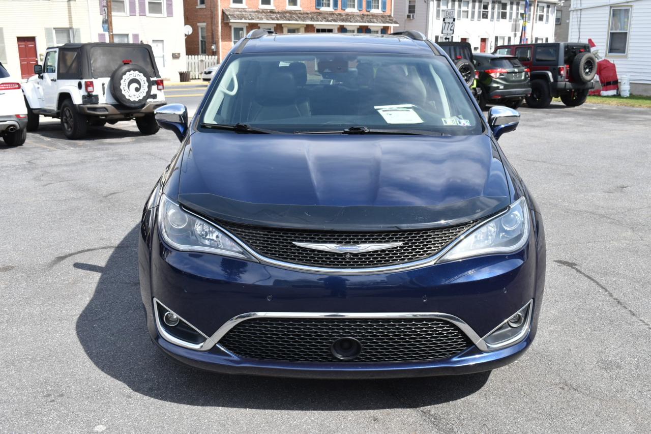 Chrysler Pacifica Limited 2017