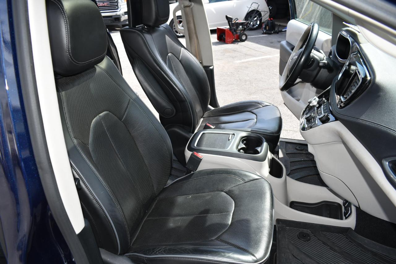 Chrysler Pacifica Limited 2017