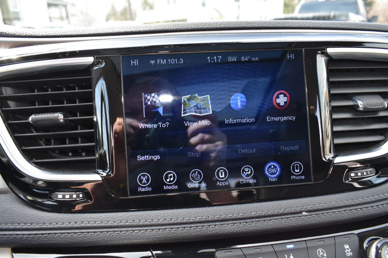 Chrysler Pacifica Limited 2017