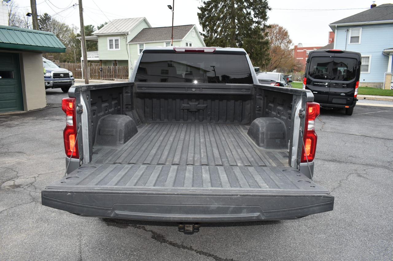 Chevrolet Silverado 1500 Custom Crew Cab Short Box 4WD 2021