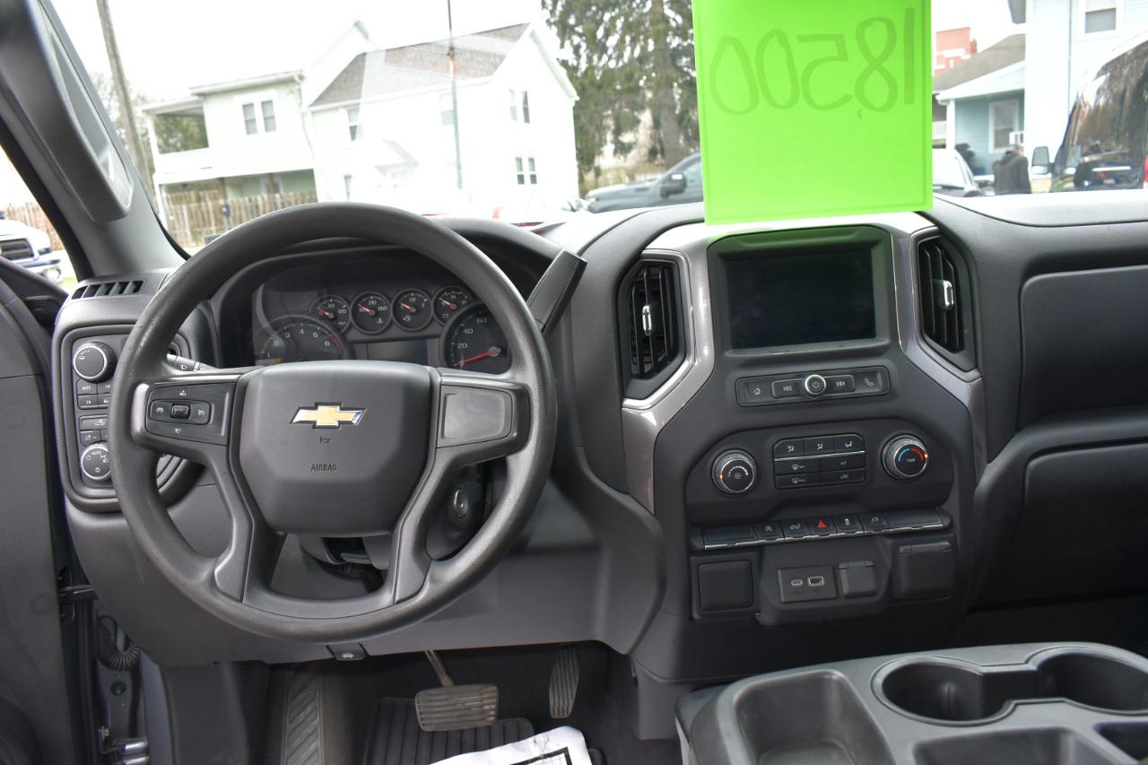 Chevrolet Silverado 1500 Custom Crew Cab Short Box 4WD 2021