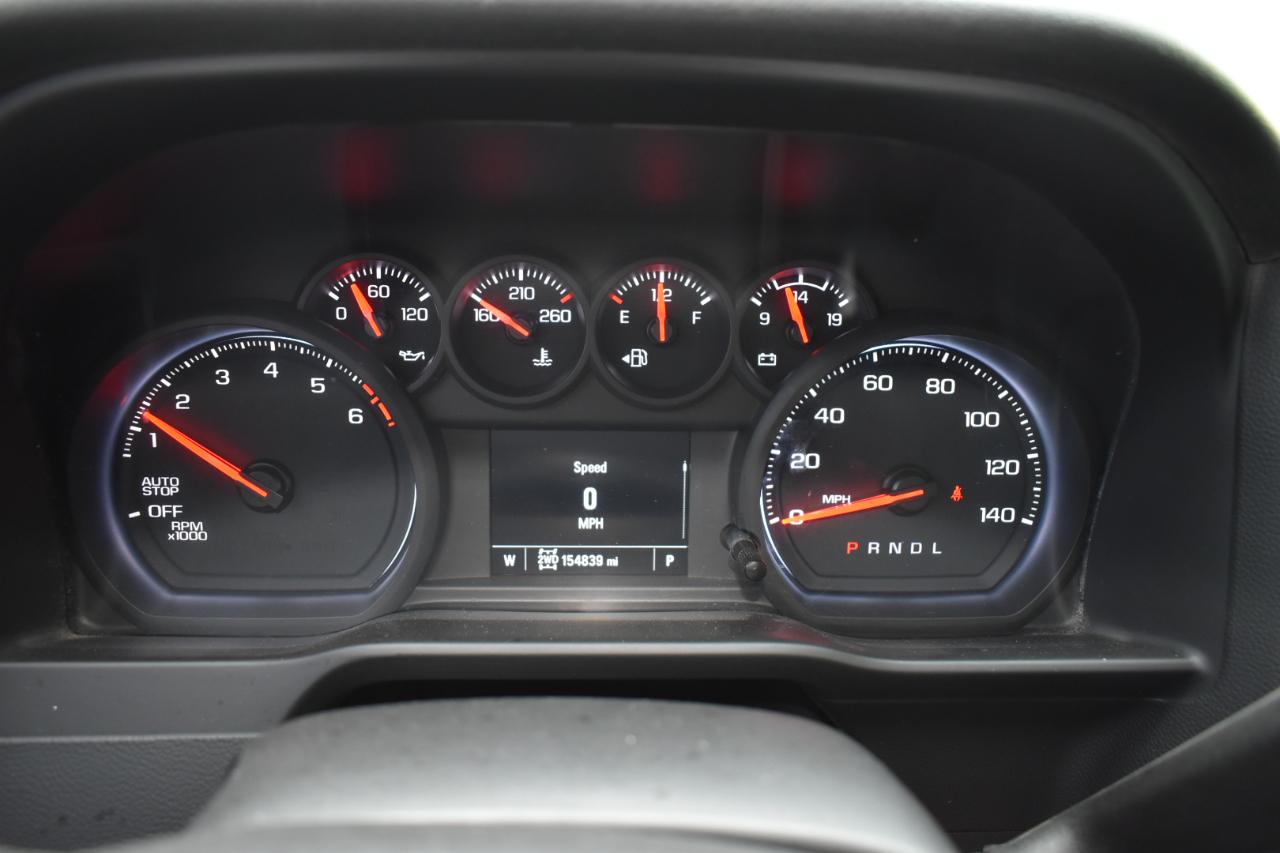 Chevrolet Silverado 1500 Custom Crew Cab Short Box 4WD 2021