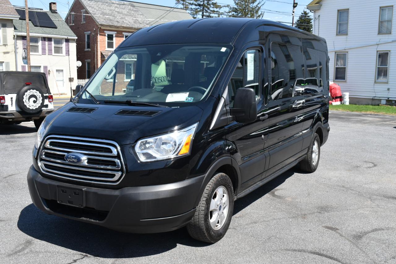 Ford Transit 350 Wagon Med. Roof XLT w/Sliding Pass. 148-in. WB 2019