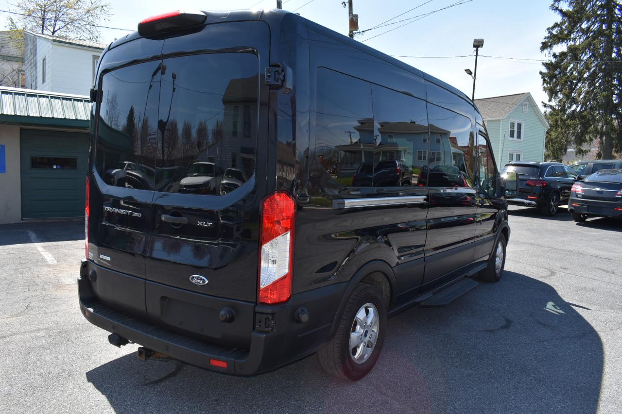 Ford Transit 350 Wagon Med. Roof XLT w/Sliding Pass. 148-in. WB 2019