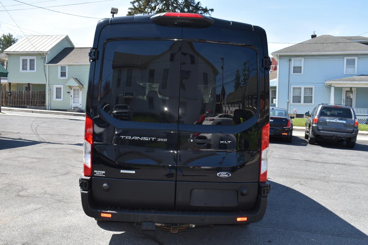 Ford Transit 350 Wagon Med. Roof XLT w/Sliding Pass. 148-in. WB 2019