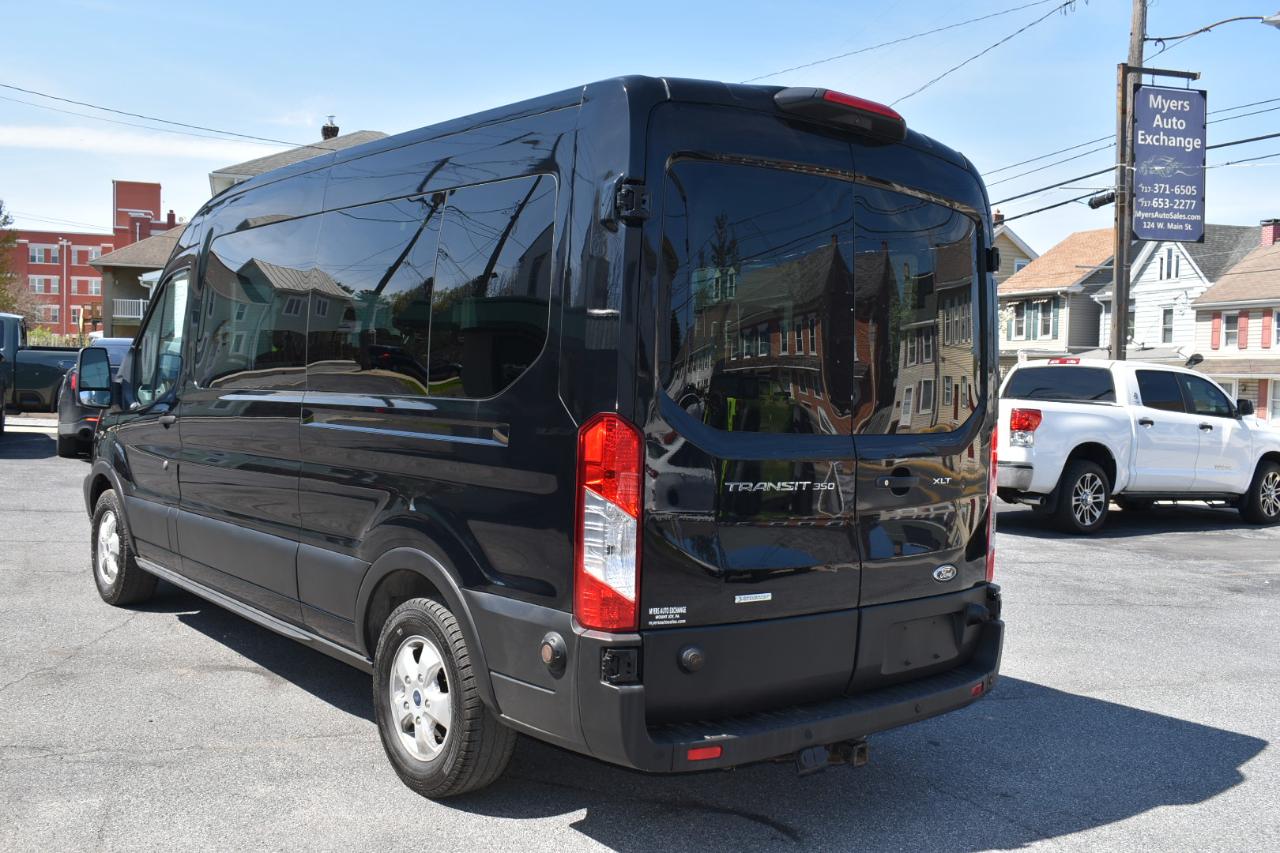 Ford Transit 350 Wagon Med. Roof XLT w/Sliding Pass. 148-in. WB 2019
