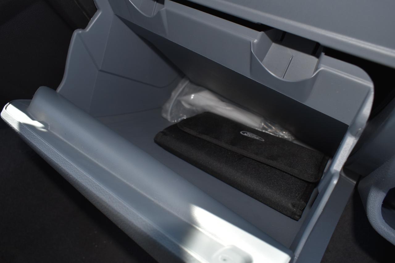 Ford Transit 350 Wagon Med. Roof XLT w/Sliding Pass. 148-in. WB 2019