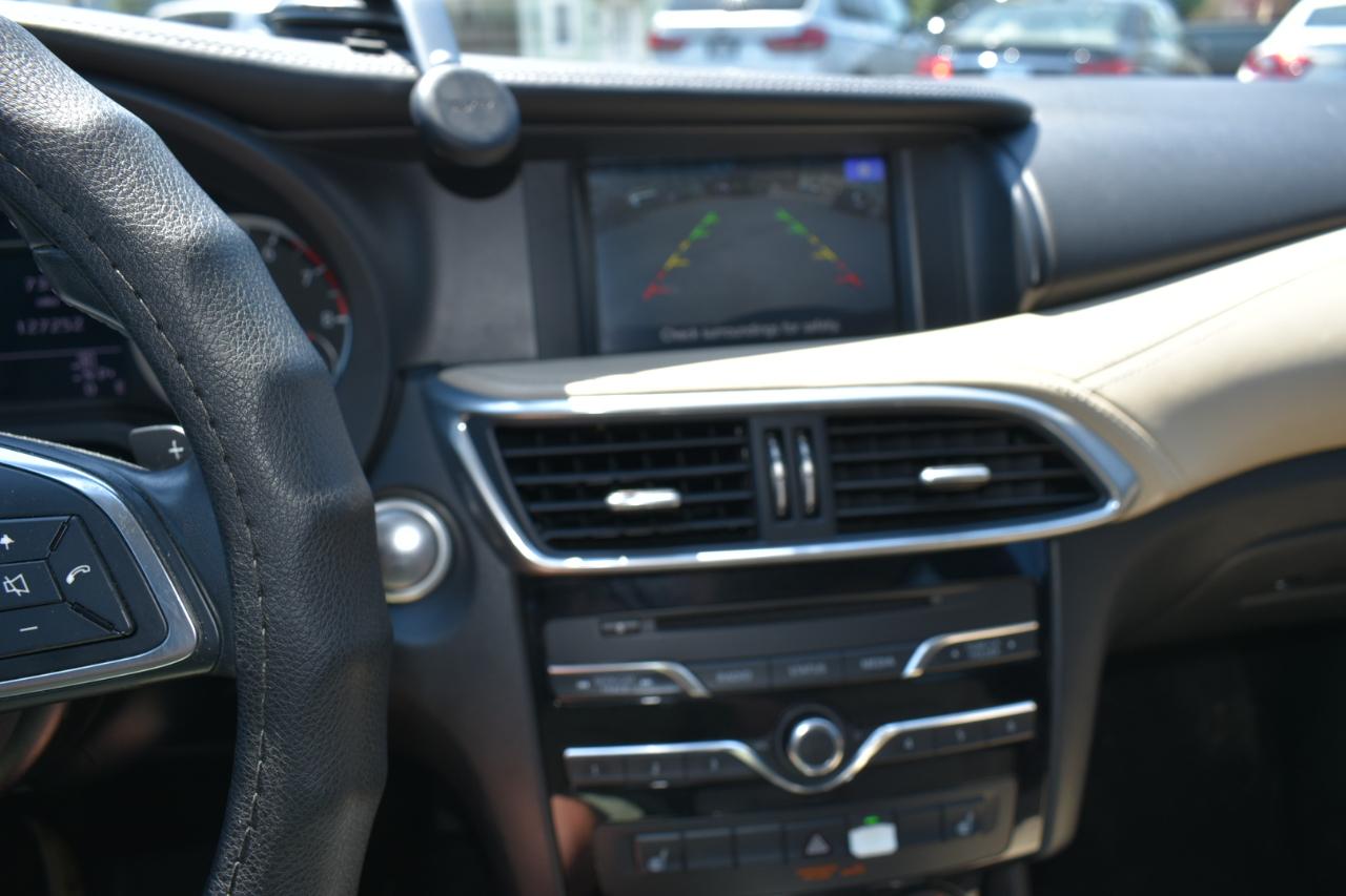 Infiniti QX30 Luxury AWD 2018