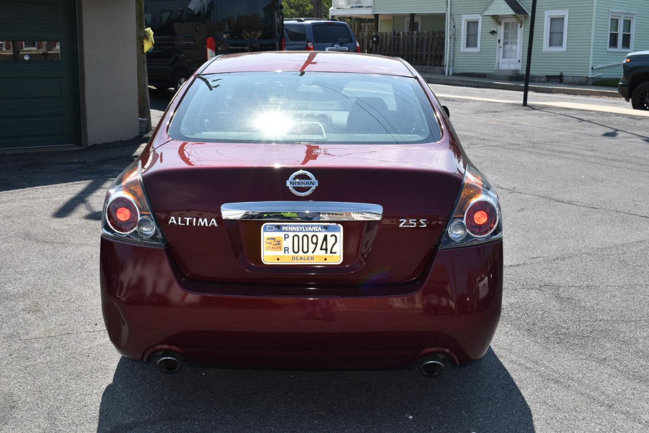 Nissan Altima 2.5 S 2011