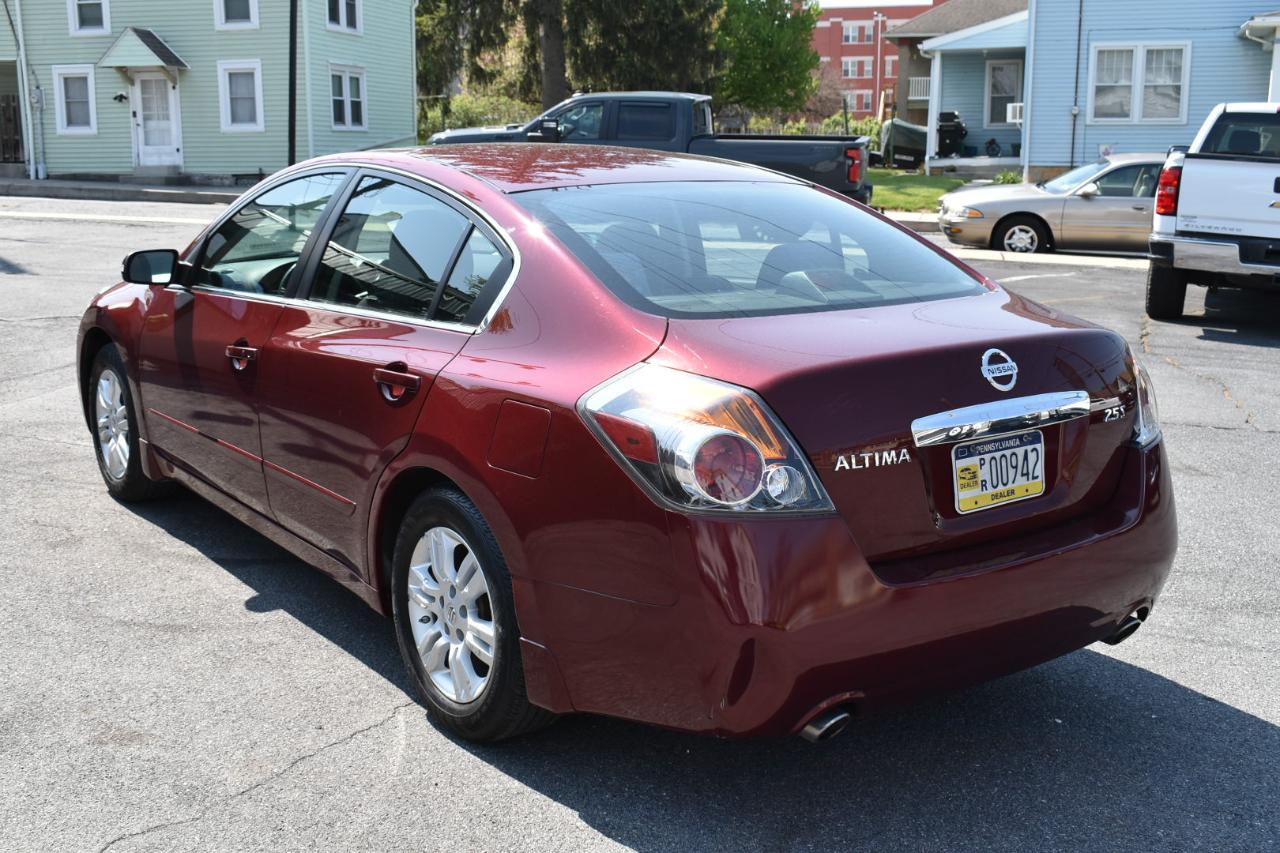 Nissan Altima 2.5 S 2011