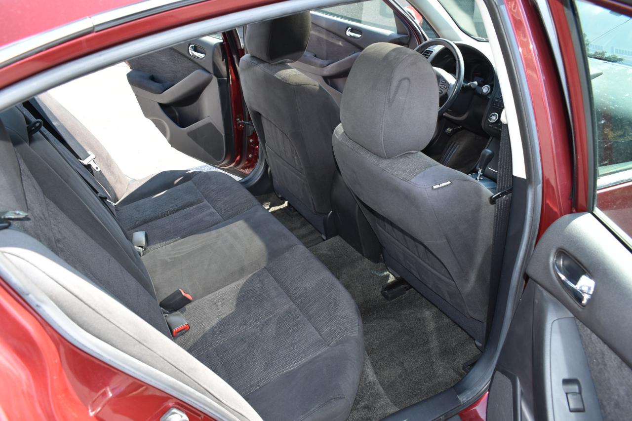 Nissan Altima 2.5 S 2011