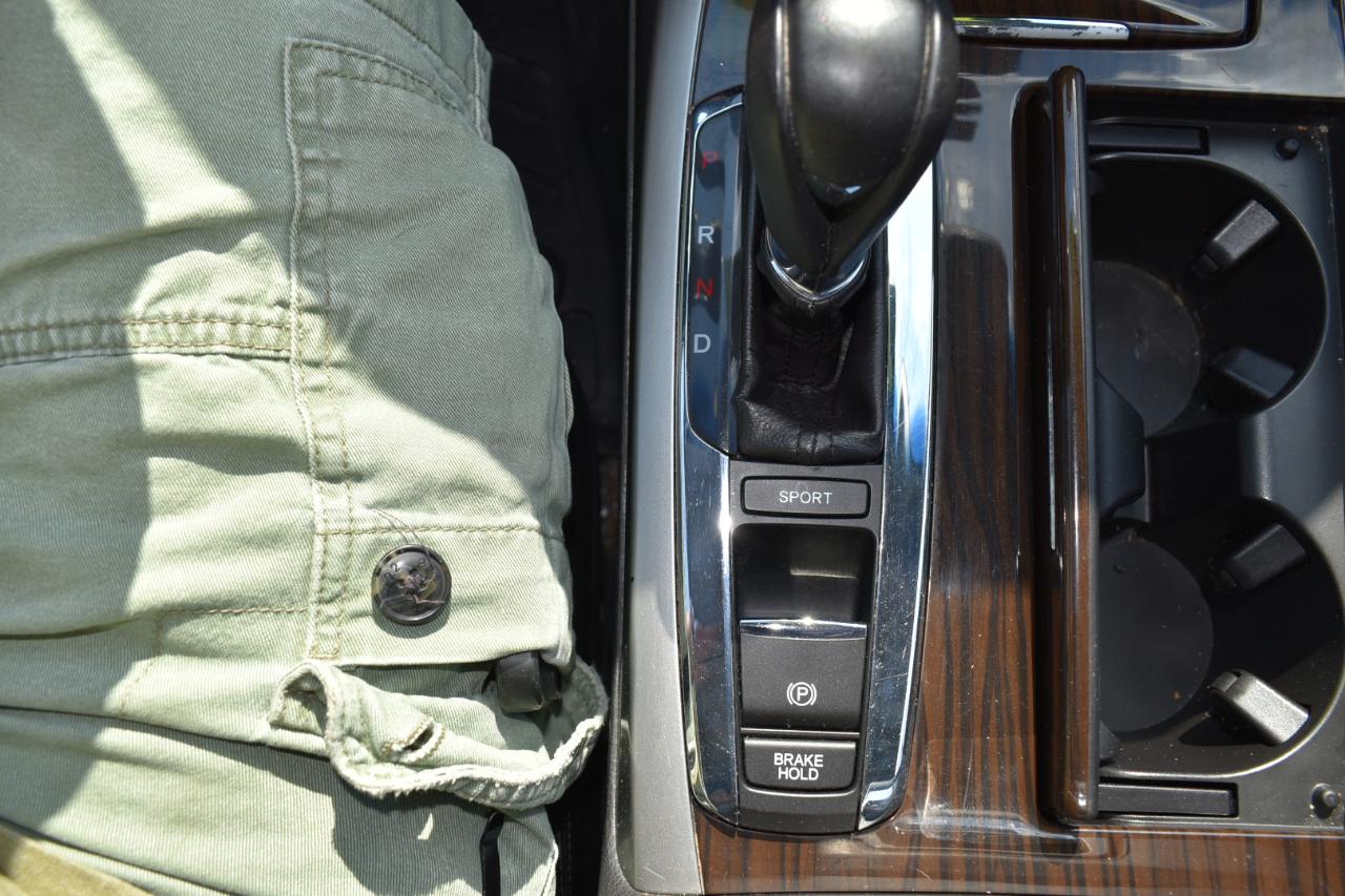Acura RLX 6-Spd AT w/Technology Package 2014
