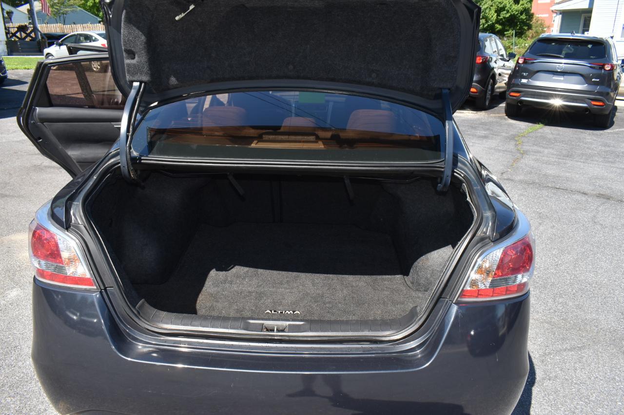 Nissan Altima 2.5 SV 2014