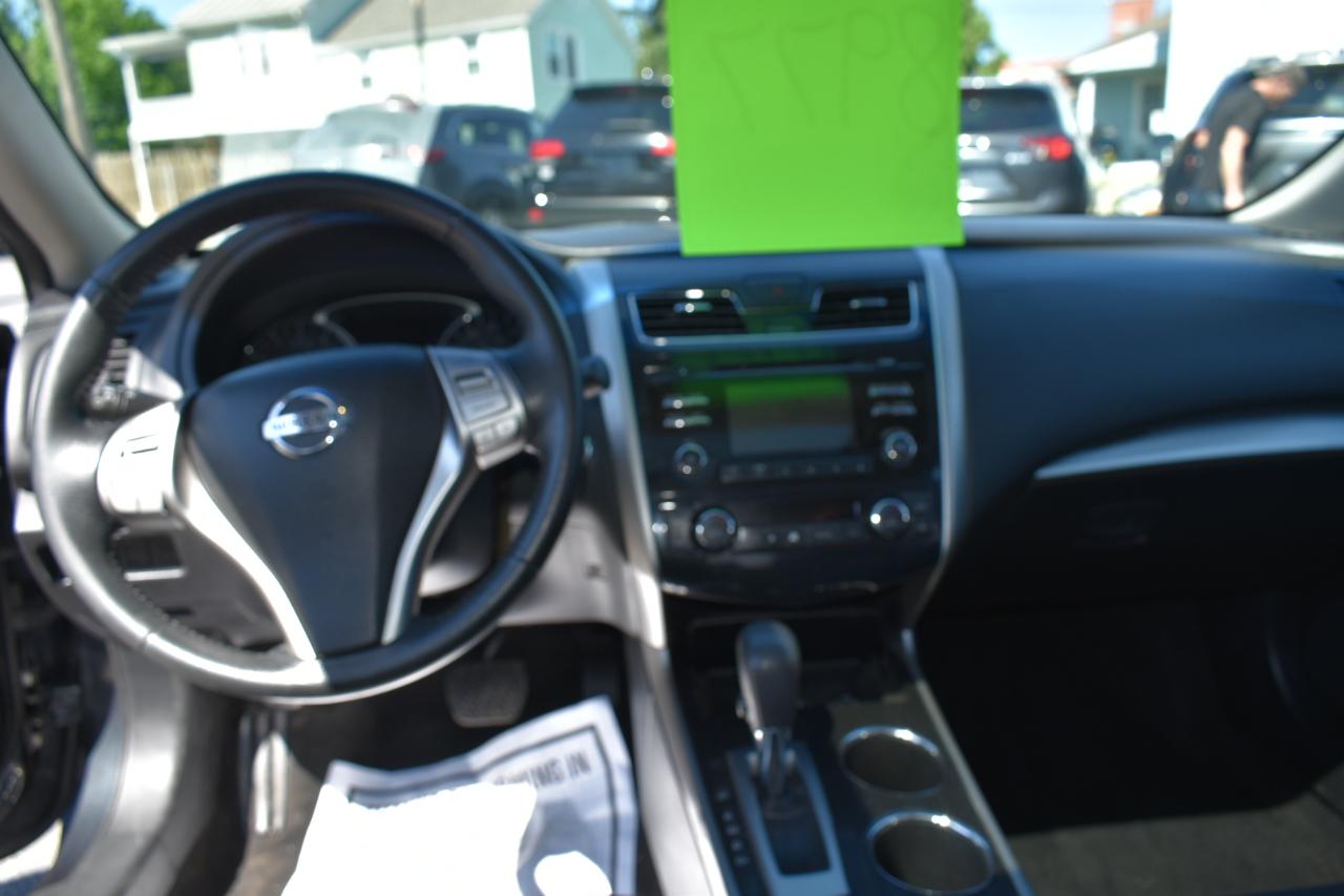 Nissan Altima 2.5 SV 2014