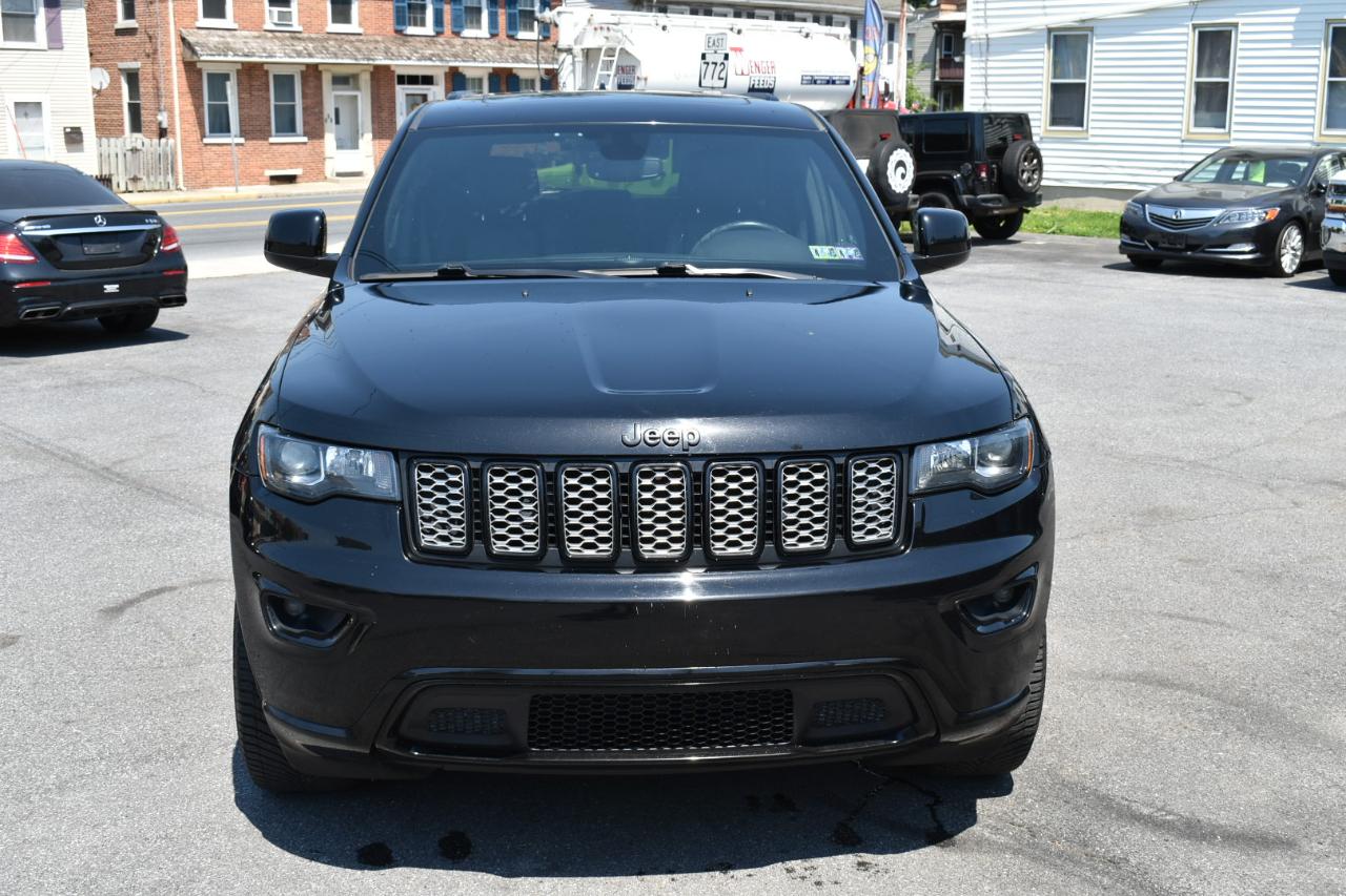 Jeep Grand Cherokee Altitude 4D SUV 4WD 2020