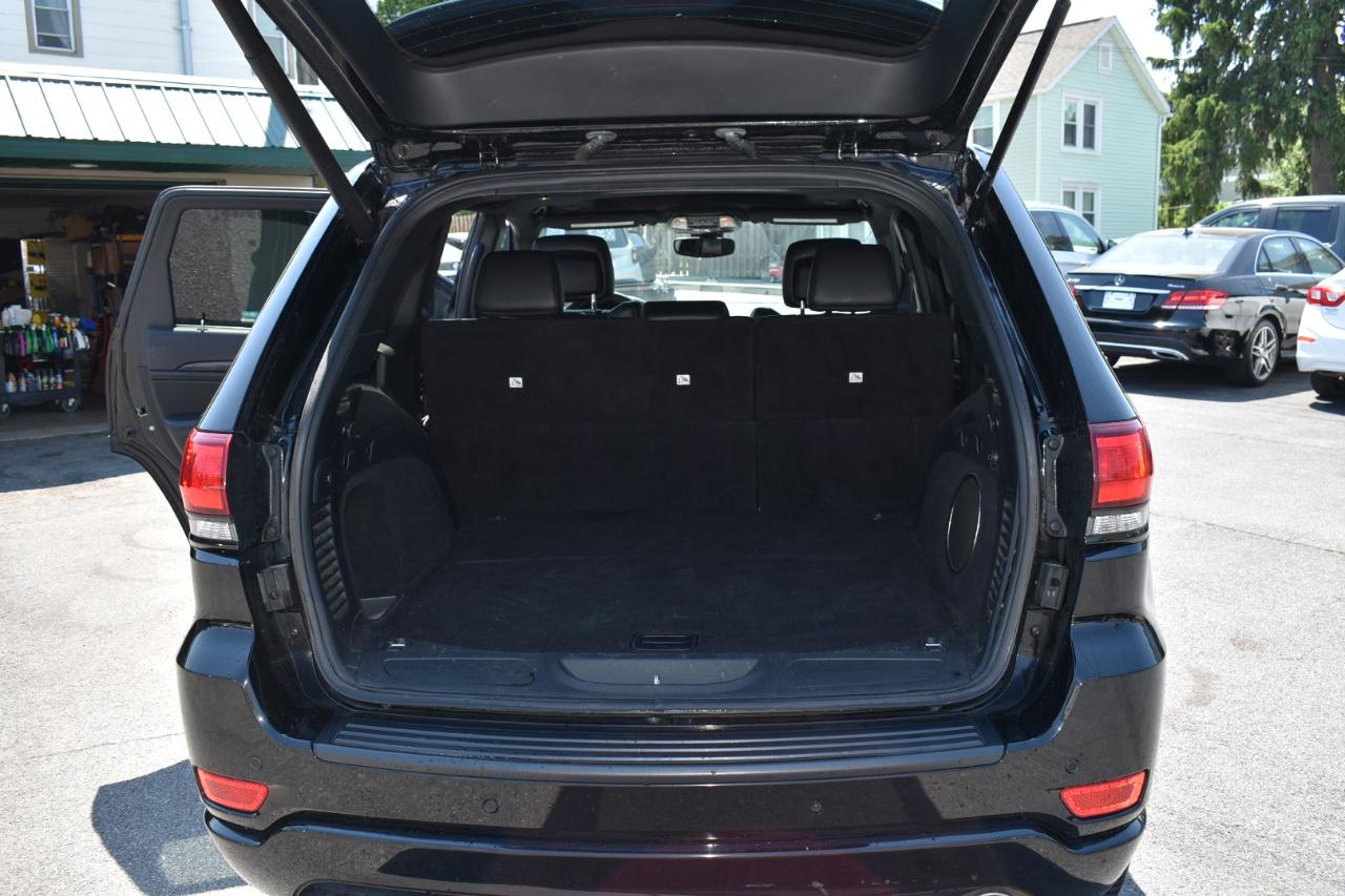 Jeep Grand Cherokee Altitude 4D SUV 4WD 2020