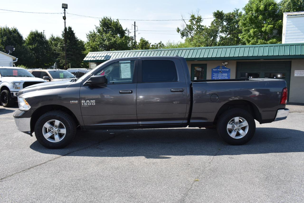 RAM 1500 Classic SLT 4x4 Crew Cab 5'7" Box 2019