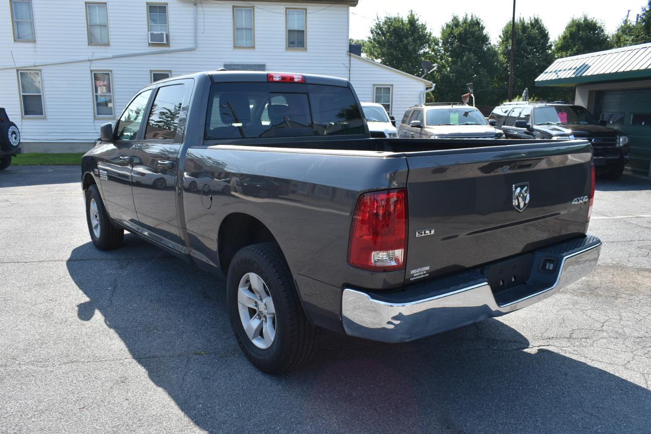 RAM 1500 Classic SLT 4x4 Crew Cab 5'7" Box 2019
