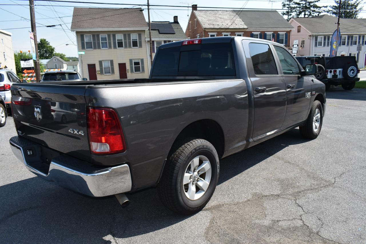 RAM 1500 Classic SLT 4x4 Crew Cab 5'7" Box 2019