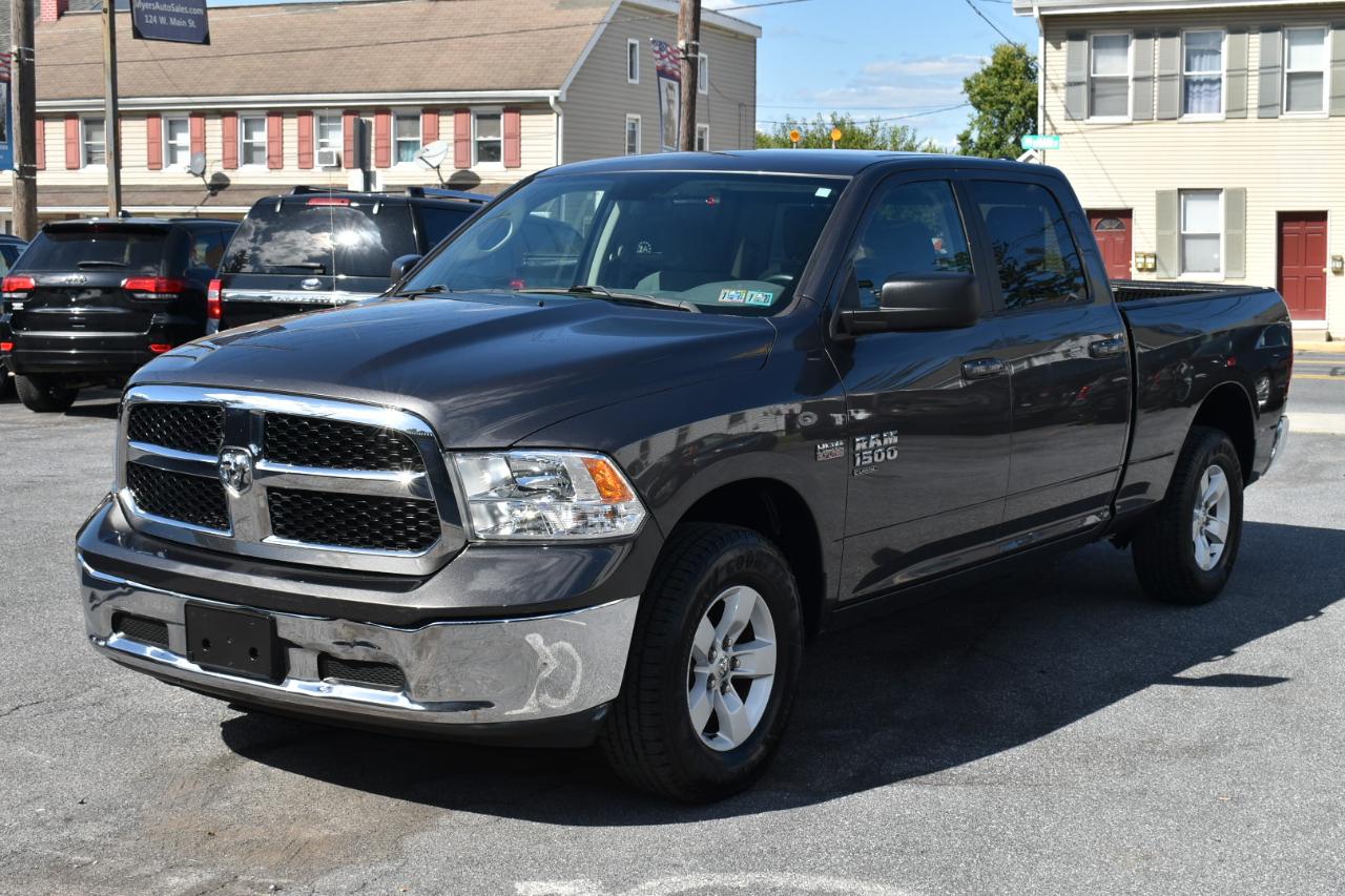 RAM 1500 Classic SLT 4x4 Crew Cab 5'7" Box 2019
