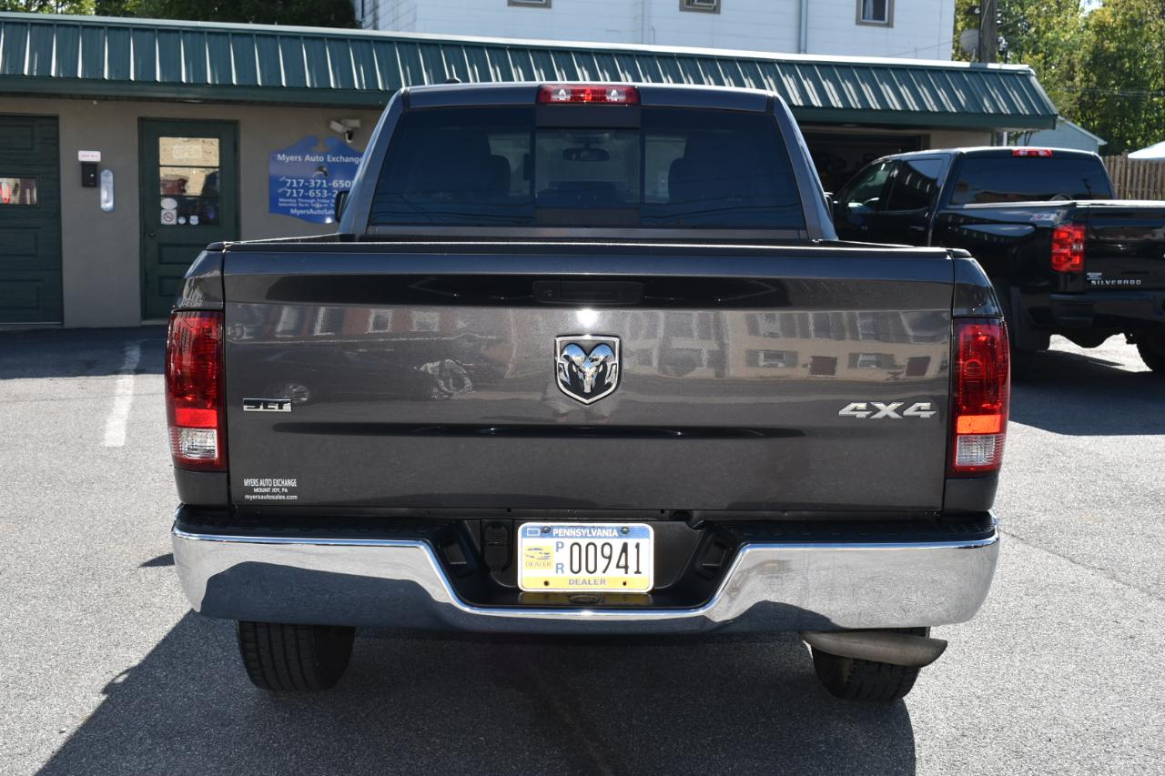 RAM 1500 Classic SLT 4x4 Crew Cab 5'7" Box 2019