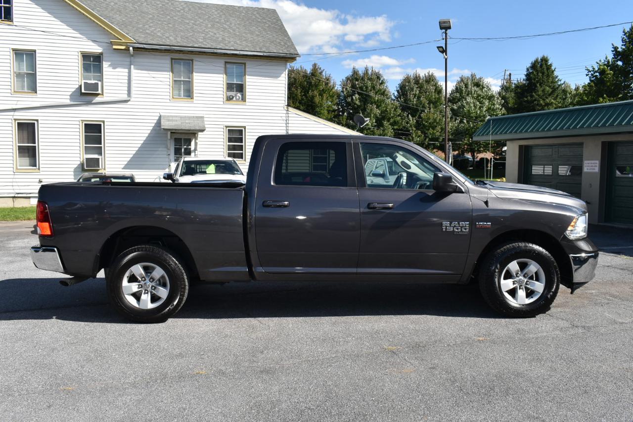 RAM 1500 Classic SLT 4x4 Crew Cab 5'7" Box 2019