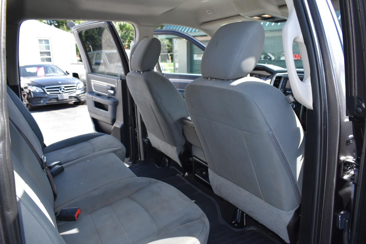 RAM 1500 Classic SLT 4x4 Crew Cab 5'7" Box 2019