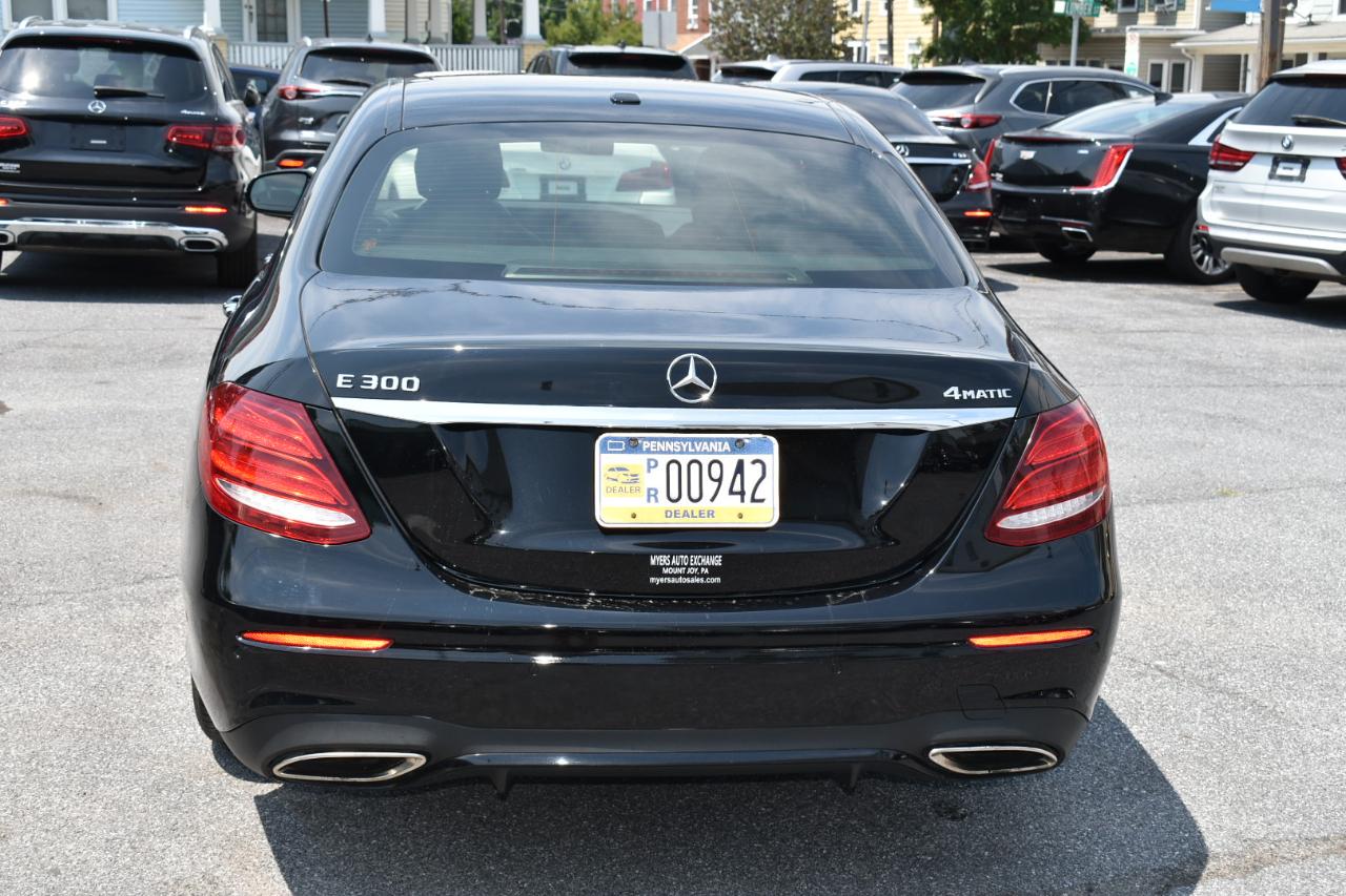 Mercedes-Benz E-Class E300 Luxury 4MATIC Sedan 2018
