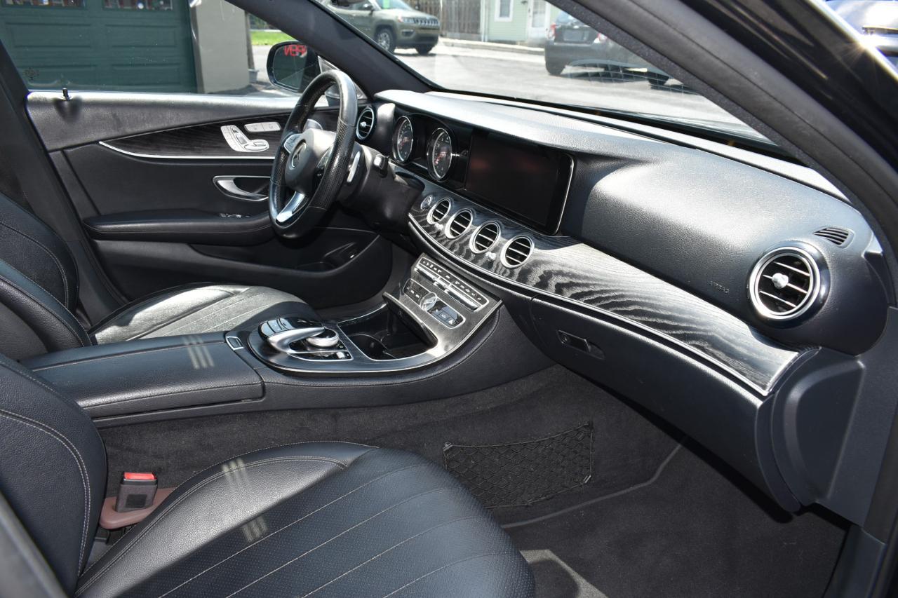 Mercedes-Benz E-Class E300 Luxury 4MATIC Sedan 2018
