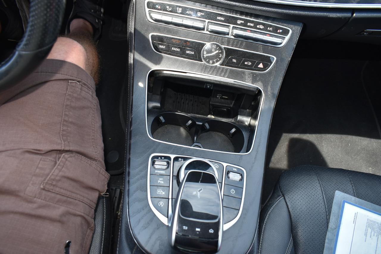 Mercedes-Benz E-Class E300 Luxury 4MATIC Sedan 2018