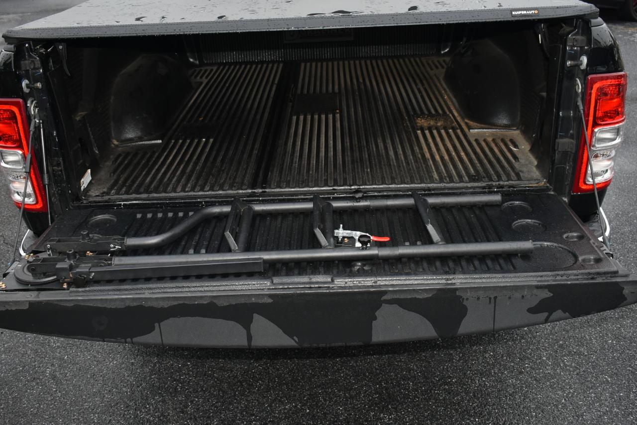 RAM 2500 4WD Crew Cab 149" Big Horn 2021