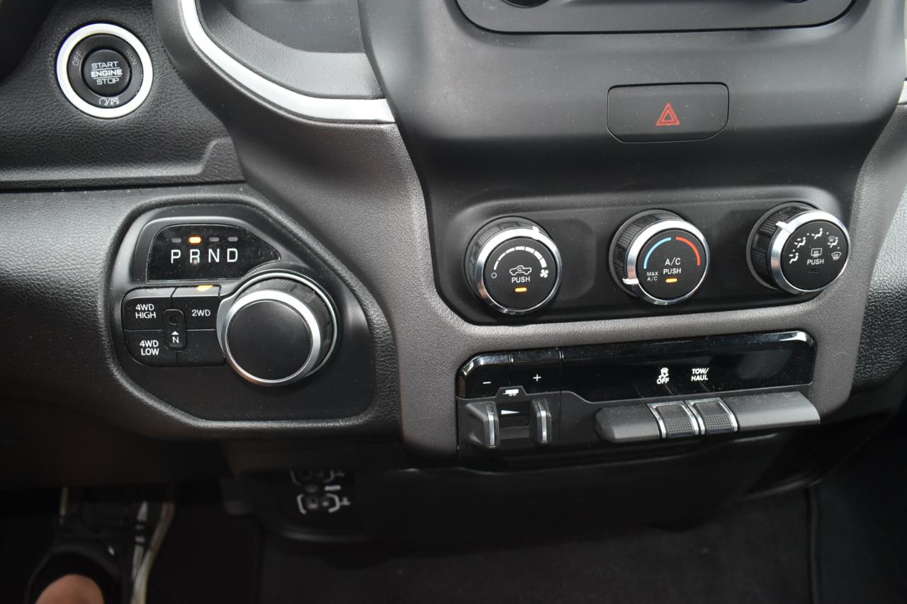 RAM 2500 4WD Crew Cab 149" Big Horn 2021