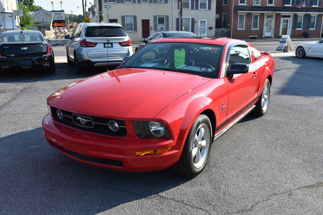 Ford Mustang V6 Deluxe Coupe 2008