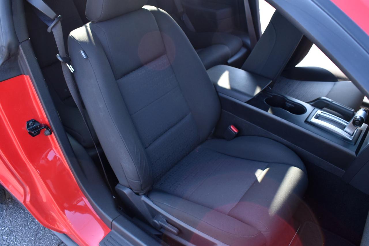 Ford Mustang V6 Deluxe Coupe 2008