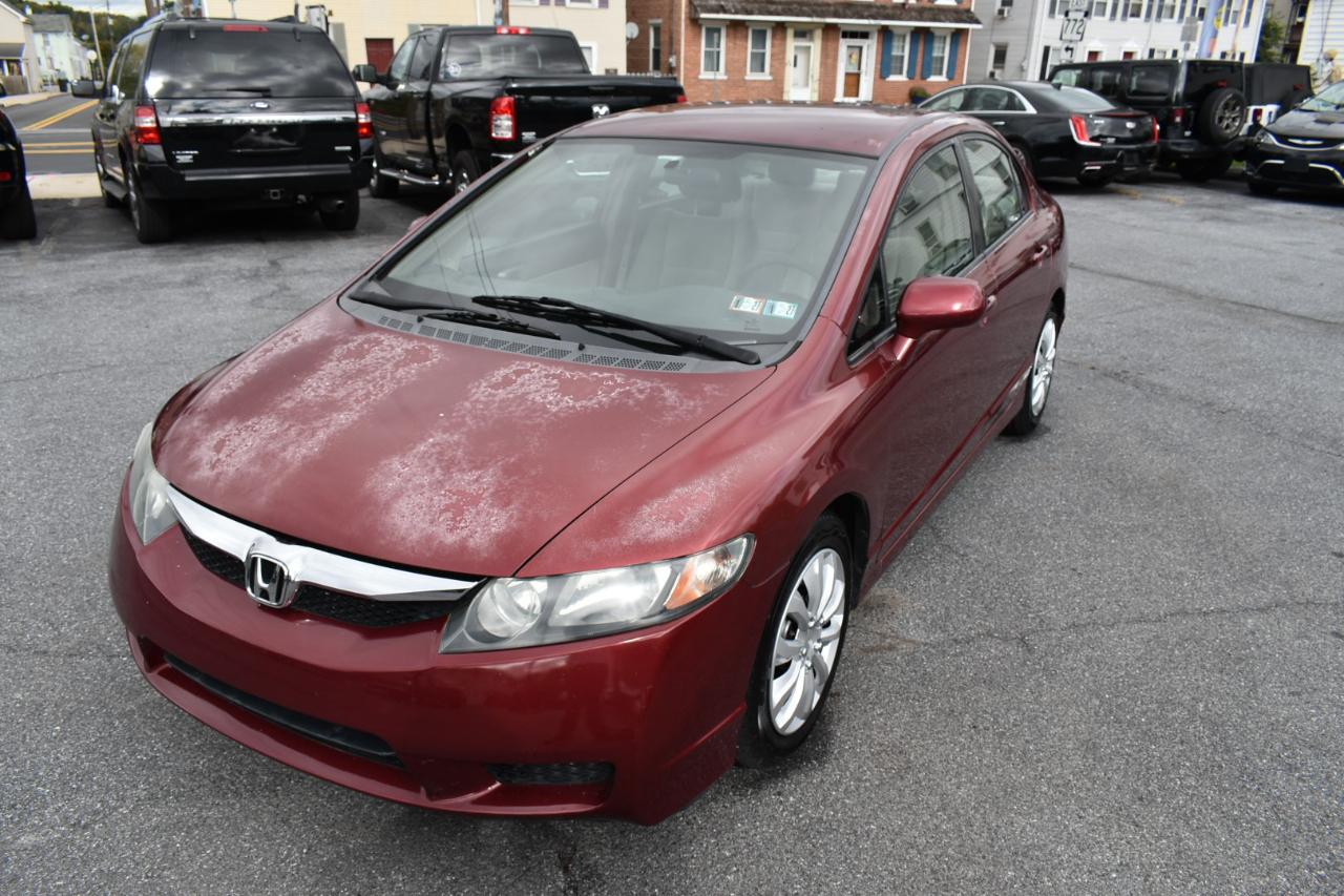 Honda Civic LX Sedan 5-Speed AT 2010