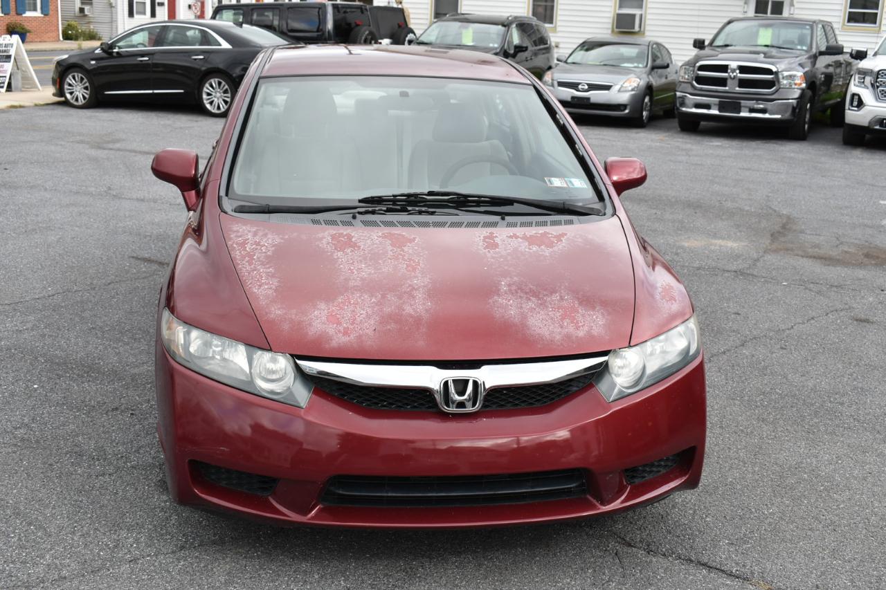 Honda Civic LX Sedan 5-Speed AT 2010