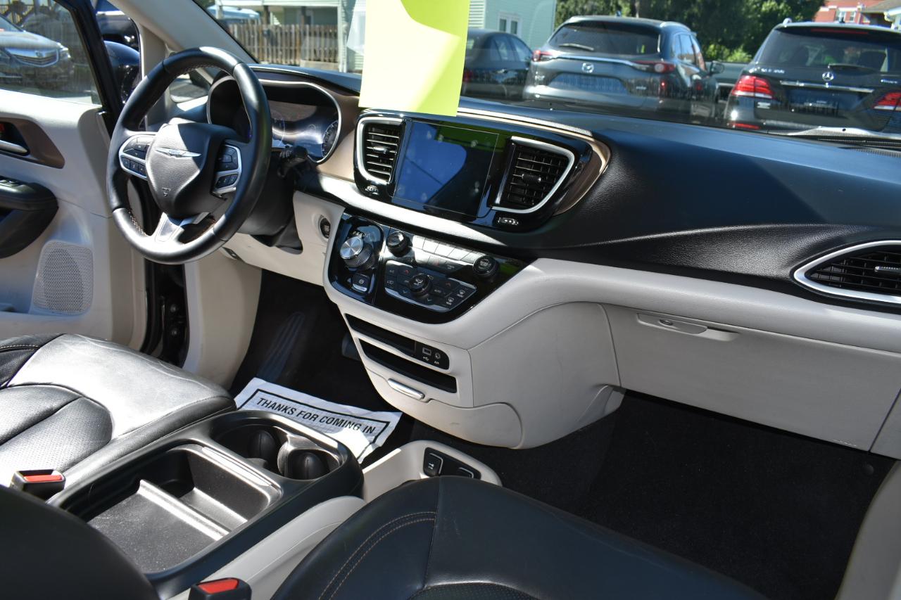 Chrysler Pacifica Touring-L 2018