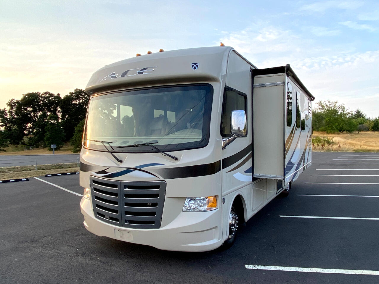 2015 Thor Motor Coach A.C.E. 29.2