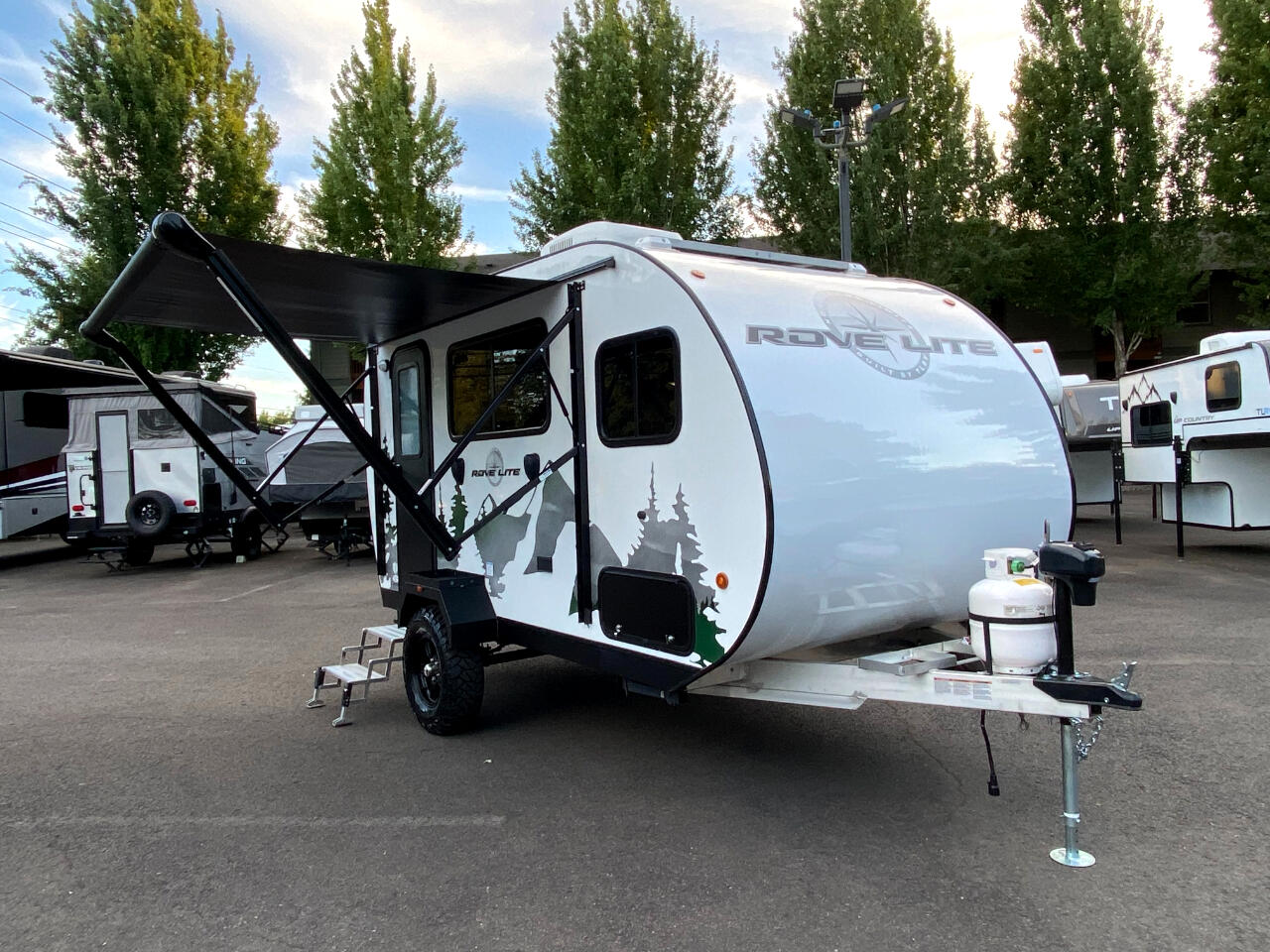 2025 Travel Lite Campers Rove Lite 14FS Off Road - Only 2000LB