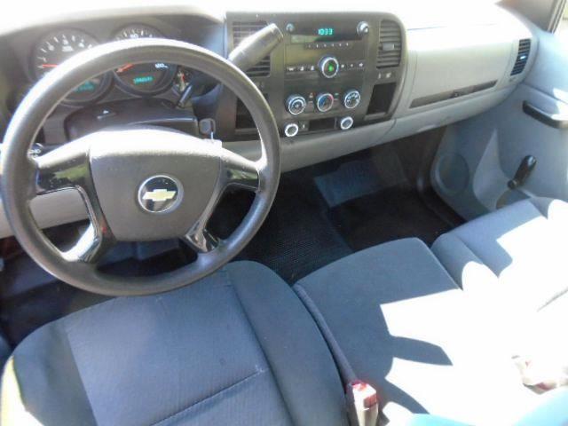 Chevrolet Silverado 1500 Work Truck 2WD 2010