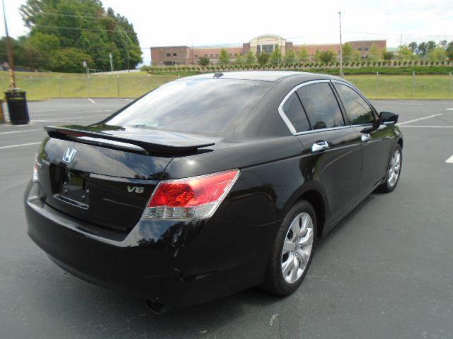Honda Accord EX-L V-6 Sedan AT 2010