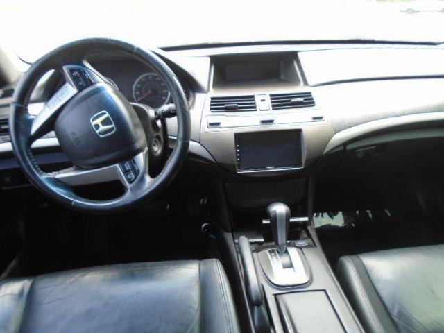 Honda Accord EX-L V-6 Sedan AT 2010