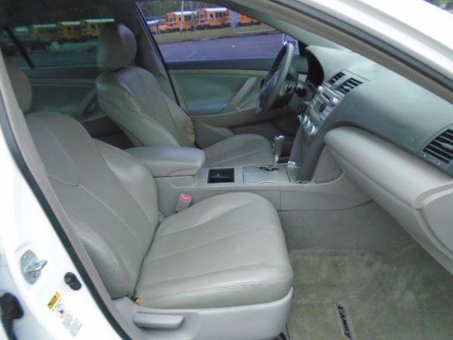 Toyota Camry LE V6 2008