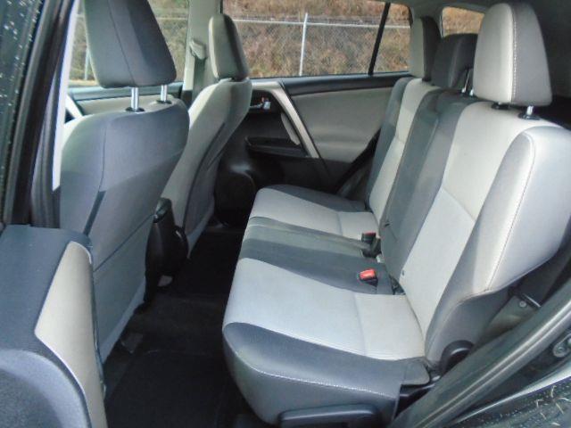 Toyota RAV4 XLE AWD 2014