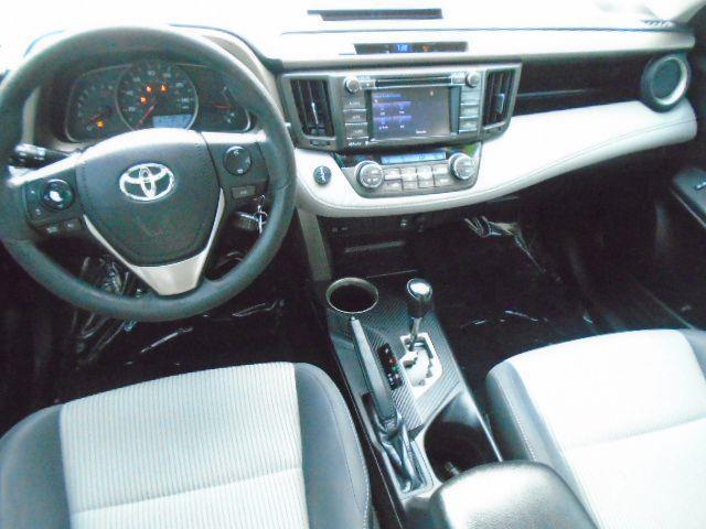 Toyota RAV4 XLE AWD 2014
