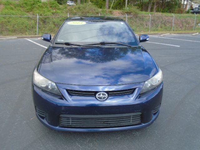 Scion tC Sports Coupe 6-Spd AT 2013