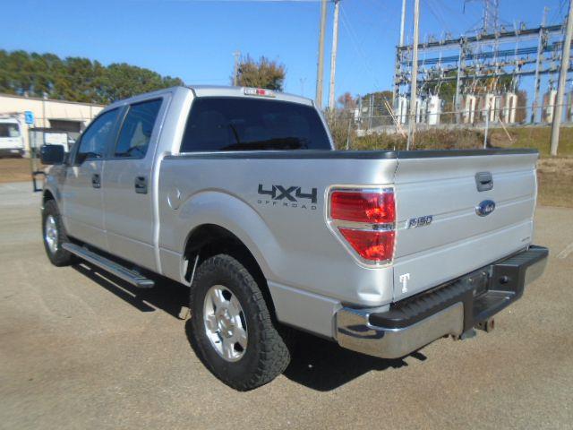 Ford F-150 XL SuperCrew 6.5-ft. Bed 4WD 2011