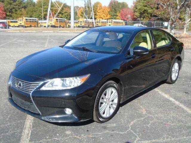 Lexus ES 350 Sedan 2014