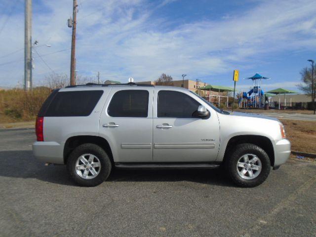 GMC Yukon SLT 4WD 2014